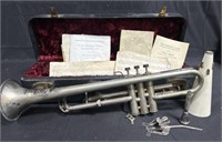 Vintage 1940s cavalier trumpet 20"