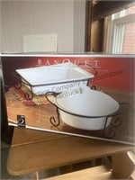 5 piece bakeware set with metal stands