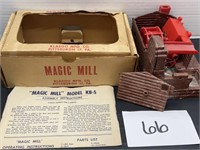 Vintage Magic Mill; Model KB-5