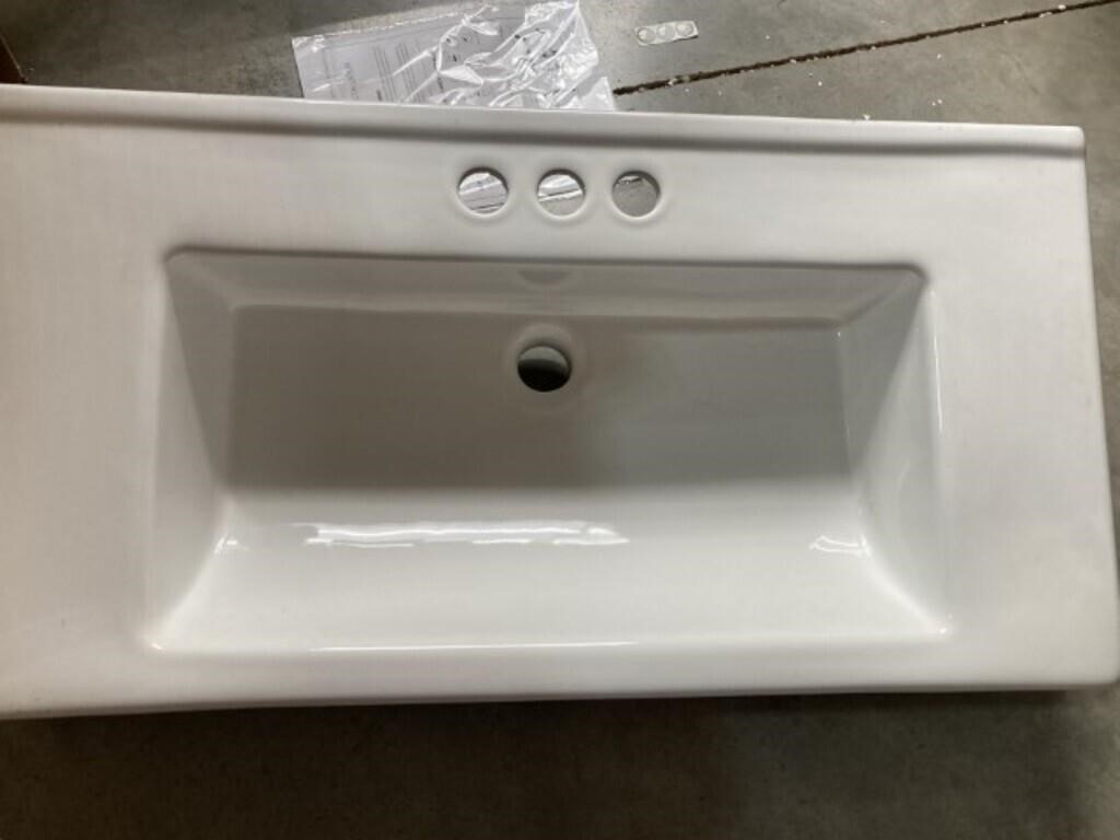 Signature Hardware 30 x 16 Sink White