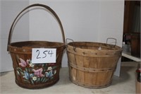 2 COUNTRY  BASKETS