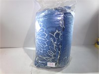 Blue decorative blanket