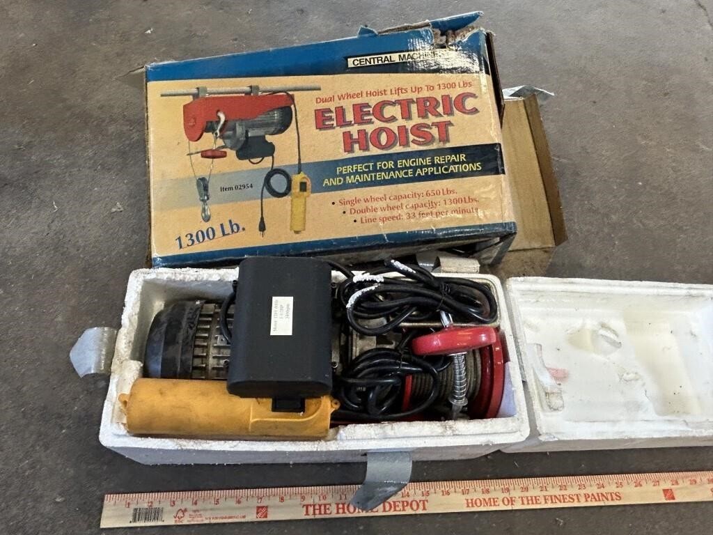 Central Machinery Electric Hoist