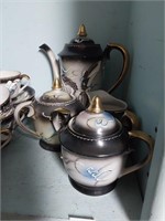 Dragonware Tea Set