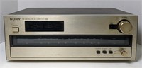 Sony ST-4950 FM Stereo/ FM-AM Tuner. Powers On.