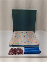 1970's Scrabble Deluxe Edition Crossword Game