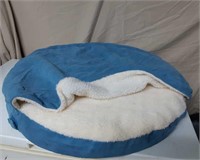Pet Bed in like new condition