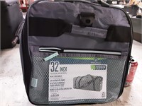 New 32in collapsible duffle bag