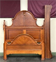 Lexington Furniture Queen Bed