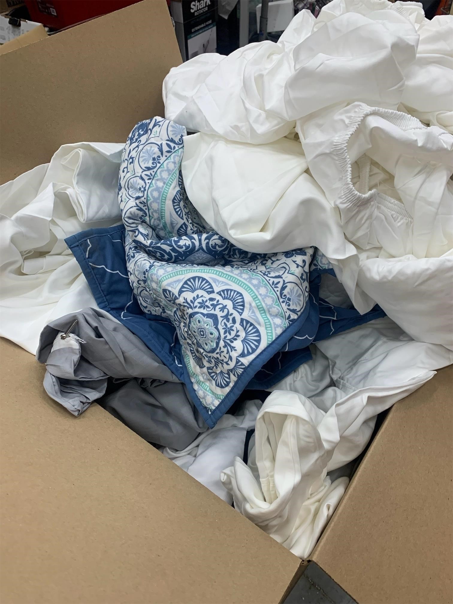 Box of 15+ random bedding items