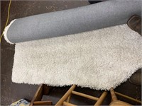 White shaggy area rug