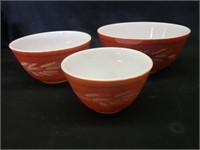 3) pyrex bowls