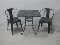 Vtg Metal Patio W/Two Chairs