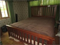 QUEEN OAK MISSION STYLE BED WITH MATTRESS/BOX