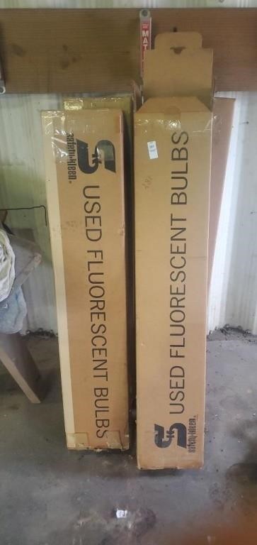 4 boxes of 4 ft fluorescent bulbs