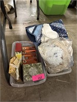 LOT OF MISC BAR SOAP / LINENS ETC