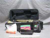 Mendini Trumpet W/Case & Accessories