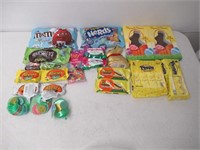 "As Is" Lot Of 20 Assorted Chocolate And Candy