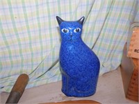 Ceramic cat 9"