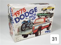 1975 Dodge Pick Up Model Kit