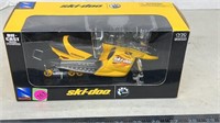 New Ray Toys 1/12 scale Skidoo
