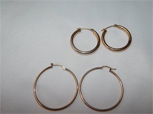14k Gold Hoop Earrings 2 pr  2.92g