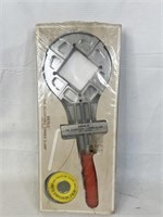 Merle Adjustable Corner Clamp Wrench - New