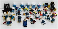 LOT OF SMURF FIGURES