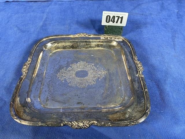 Footed Square Plate, 8.5"