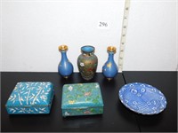COVERED BOXES 2, 3 VASES, 1 PLATE ALL ORIENTAL