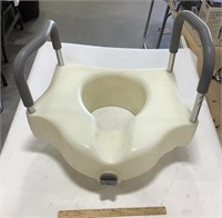Guardian select locking raised toilet seat