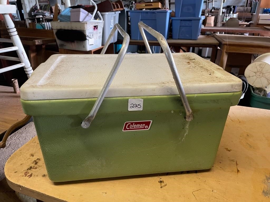 vintage coleman ice chest