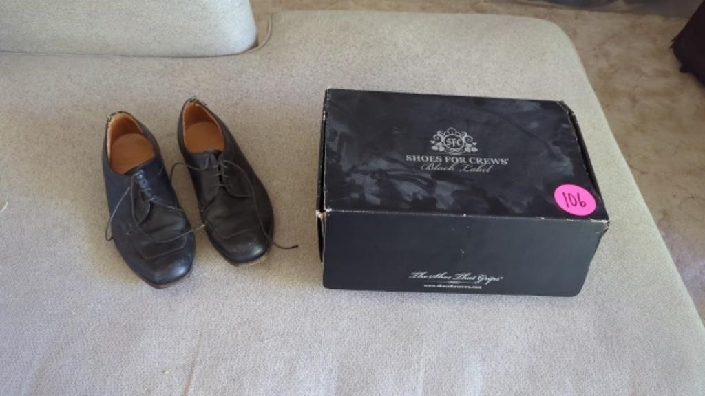 BLACK DRESS SHOES SIZE 10