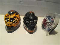 COLLECTICLE MINI HOCKEY HELMET