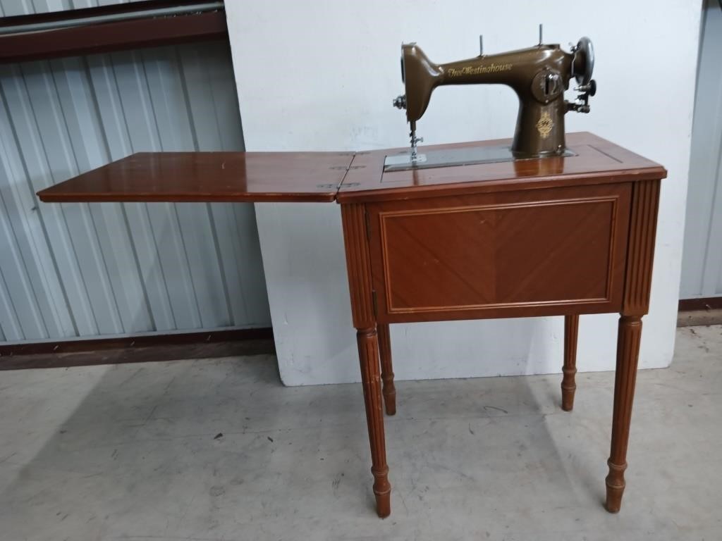 Free-Westinghouse electric sewing machine w/