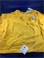3 yellow Gap short sleeve t-shirts size L