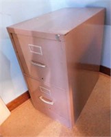 Metal 2 drawer filing cabinet, 15" x 25" x 29"