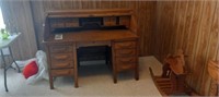 Antique Oak Rolltop Desk came from Edd Roush home
