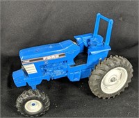 Ertl 1:16 Scale Ford 7719 Die Cast Tractor