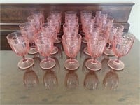 Glassware (pink, set of 20)