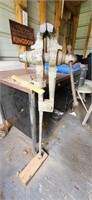 Large Rotating  Table Vise