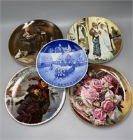 5 Vintage Collector Plates