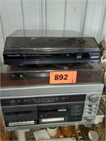 AM FM CASSETTE 8 TRACK STEREO W/ TURNTABLE