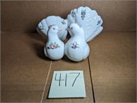 Lladro Kissing Doves With Flowers