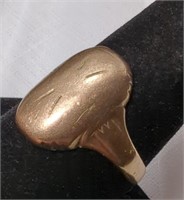10Kt Yellow Gold Class Ring, Unknown Year, Terry