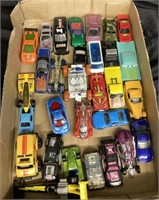 PRE-DRIVEN TOY VEHICLES LOT / OVER 30 PCS