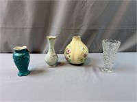 4 Small Vases