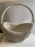 Large Wicker Basket (NO SHIPPING)