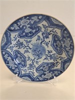 ANTIQUE CHINESE BLUE AND WHITE FLOWERS PLATE