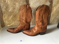 Larry Mahan Mens Leather Cowboy boots